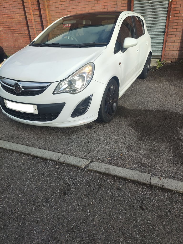 (NEW MOT) VAUXHALL Corsa Limited Edition SXI (5 door Rare)