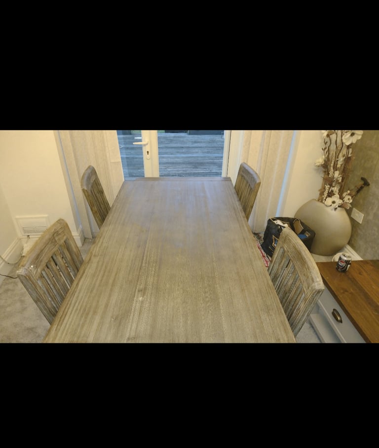 Dining table with  and side table 