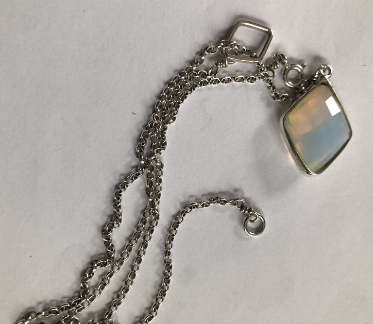 Handmade sterling silver chain with gemstone ONO