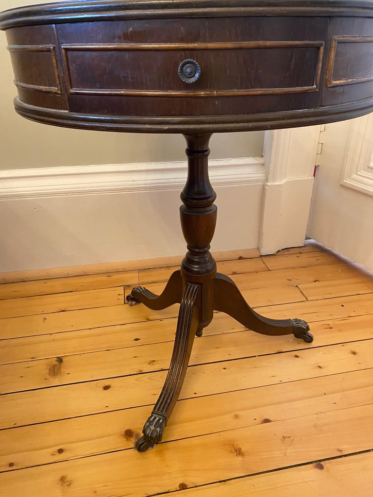 Antique Regency style green leather side end lamp wine drum table with drawers