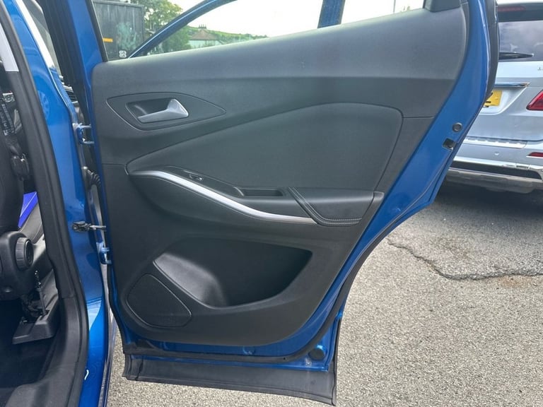 2018 Vauxhall Grandland X 1.2 Turbo SE SUV 5dr Petrol Manual Euro 6 (s/s) (130 ps) HATCHBACK Petr...