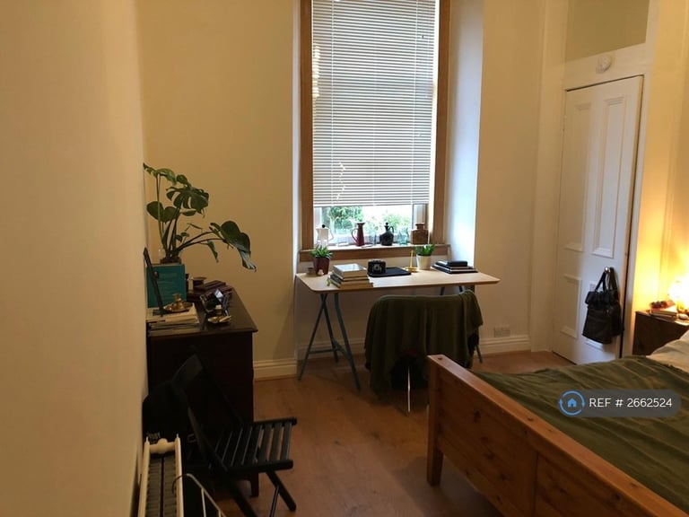 2 bedroom flat in Melrose Gardens, Glasgow, G20 (2 bed) (#2662524)