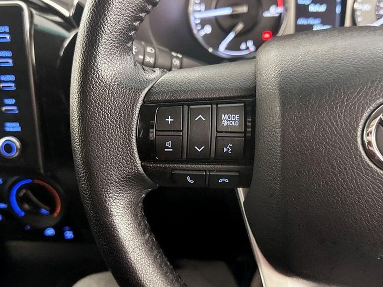 2021 Toyota Hilux Icon D/Cab Pick Up 2.4 D-4D PICK UP DIESEL Manual
