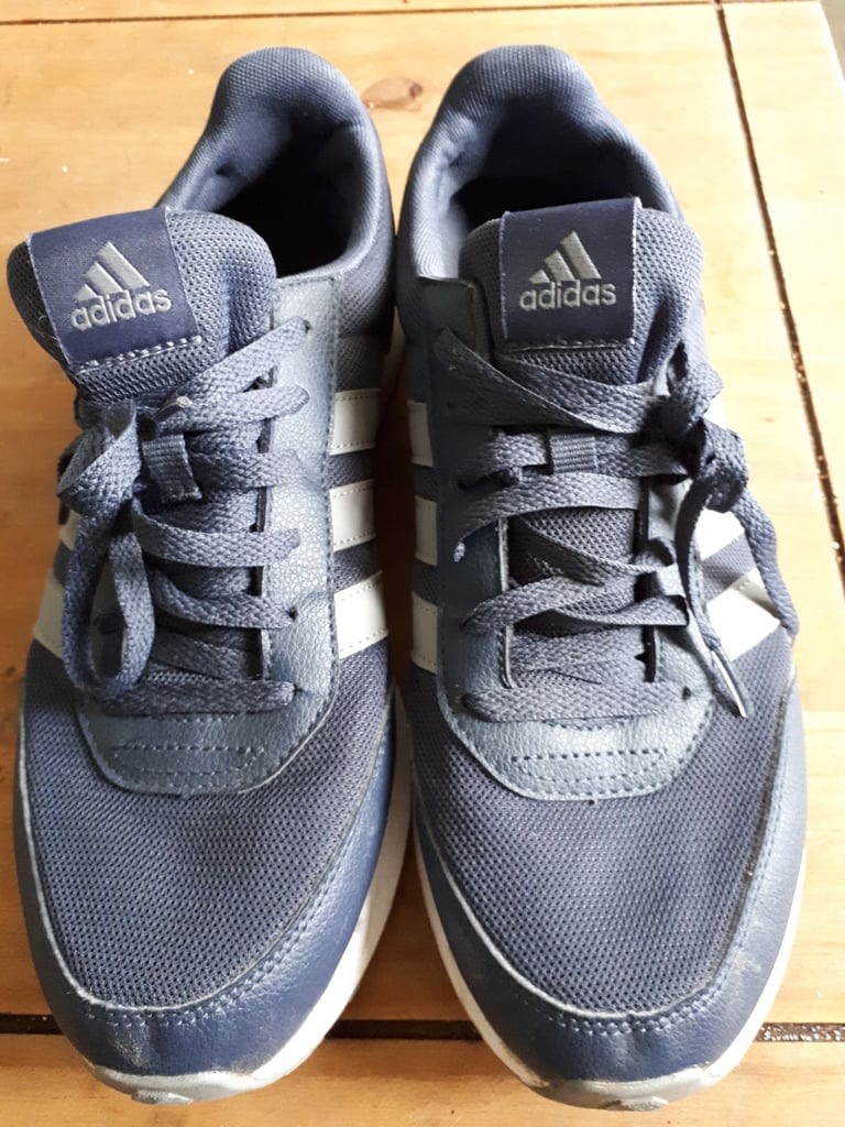 image for Mens trainers size 9 