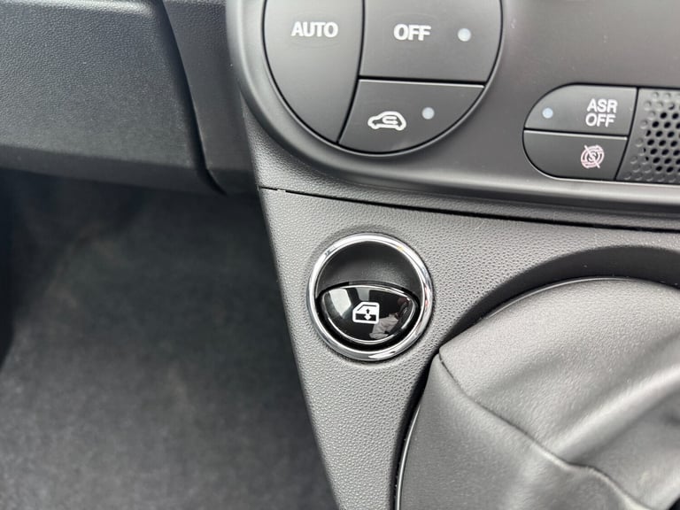 2025 Fiat 500 1.0 Mild Hybrid Top 3dr Hatchback Petrol Manual