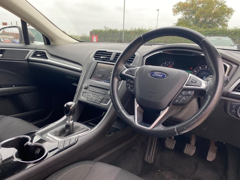 2015 FORD MONDEO 2.0 TDCi TITANIUM Â