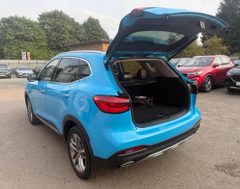 2023 MG MG HS 1.5 T-GDI 16.6kWh Exclusive Auto Euro 6 (s/s) 5dr ESTATE Petrol/Electric Hybrid Aut...