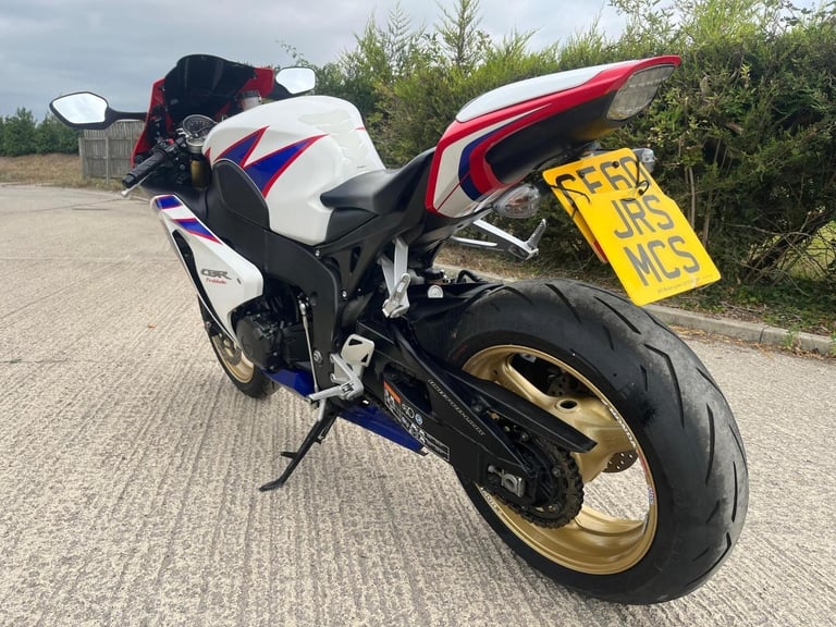 2010 60 HONDA CBR 1000 RR-A FIREBLADE CBR1000RR HRC COLOURS 15k MILES CBR1000