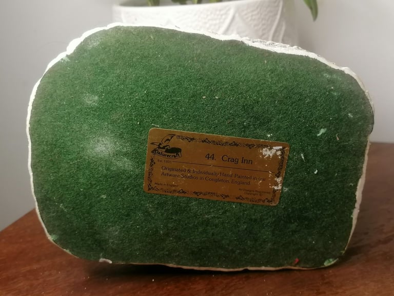 Vintage Naturalcraft memory lane cottages by Peter Tomlins Crag inn Made in England.