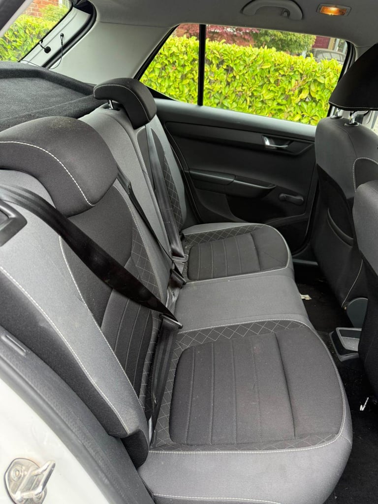 Skoda, FABIA, Hatchback, 2021, Semi-Auto, 999 (cc), 5 doors