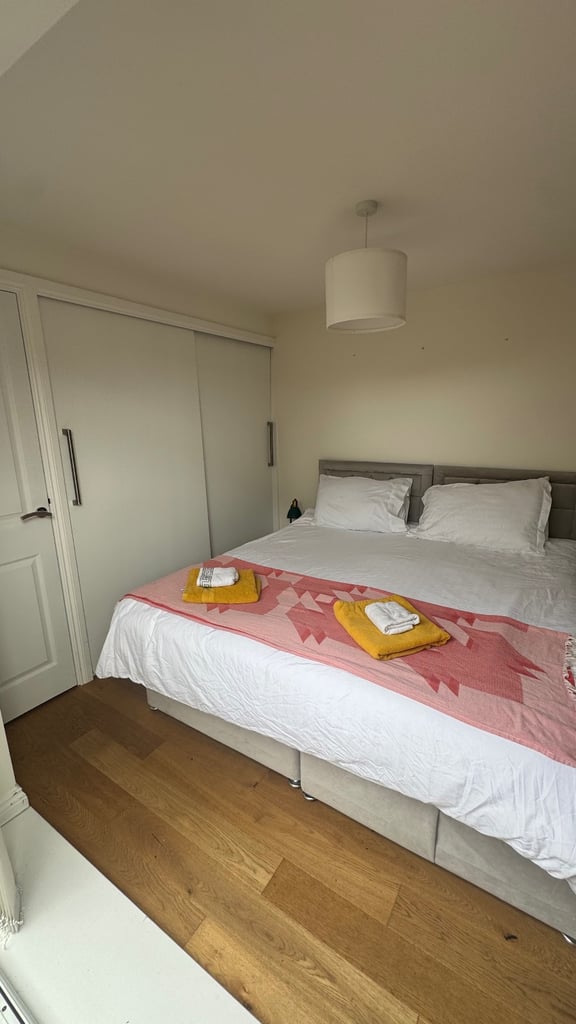 One bedroom modern flat for rent