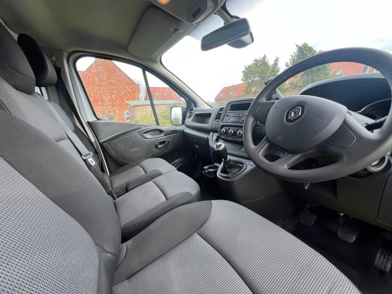 SL28 ENERGY dCi 145 Business+ Van £11490 PLUS VAT