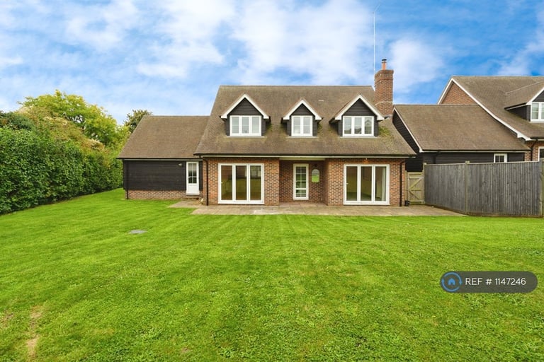 image for 4 bedroom house in Forge Close, Pyecombe, Brighton, BN45 (4 bed) (#1147246)