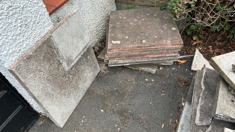 Paving slabs and edging - Free