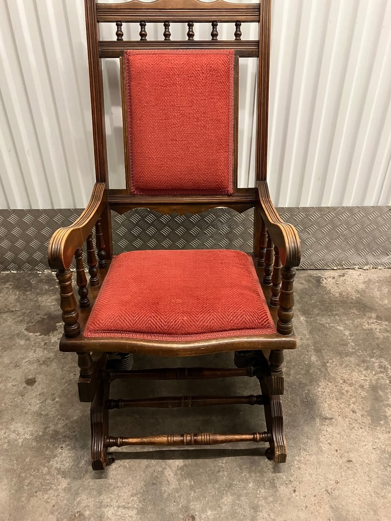 Victorian American Rocker Chair. 