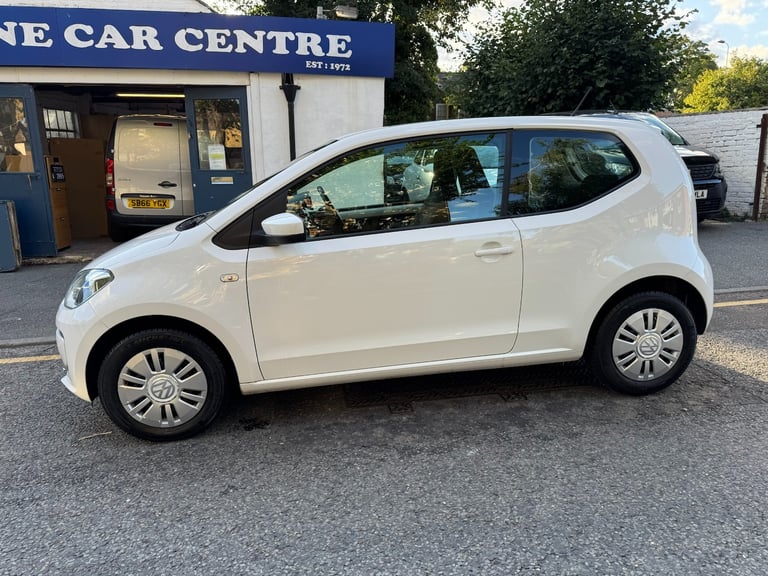 2014 Volkswagen up! 1.0 Move Up 3dr HATCHBACK Petrol Manual