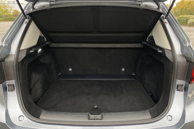 2025 MG MG ZS 106600 Hatchback Hybrid Automatic