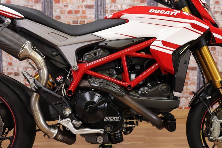 2016 DUCATI HYPERMOTARD 939 SP - ONLY 5,196 MILES! - SC PROJECT EXHAUST - SUPERB