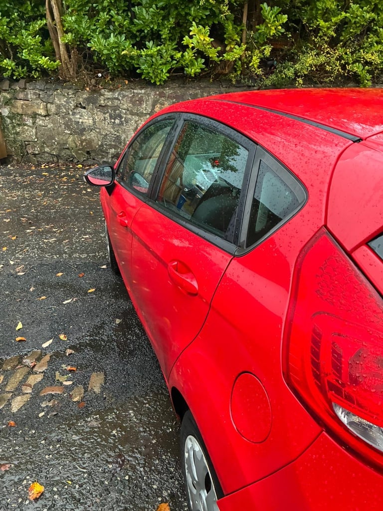 Ford, FIESTA, Hatchback, 2011, Manual, 1560 (cc), 5 doors