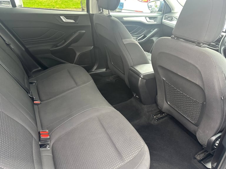 2019 Ford Focus 1.0 ECOBOOST ZETEC 5dr Hatchback PETROL Automatic