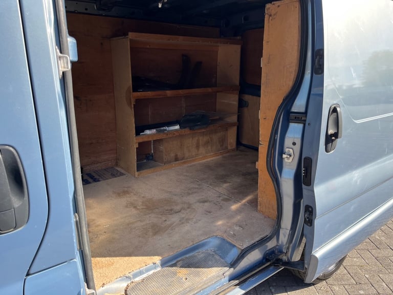 2008 Vauxhall Vivaro 2.0CDTI [115PS] Sportive Van 2.7t PANEL VAN Diesel Manual