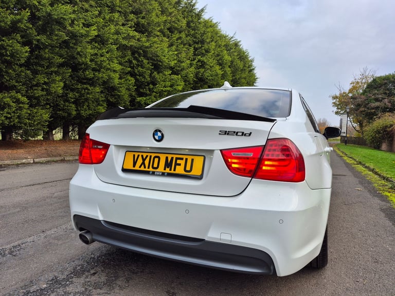 BMW, 3 SERIES, Saloon, 2010, Manual, 1995 (cc), 4 doors