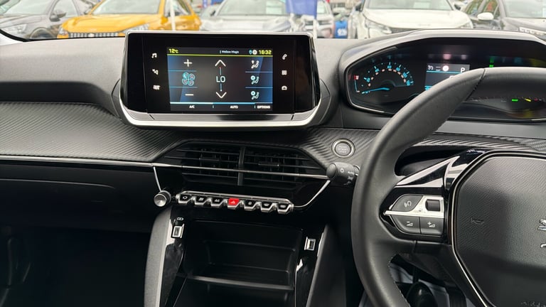 2025 Peugeot 208 50kWh Active Premium + Hatchback 5dr Electric Auto (7.4kW Charger) (136 ps) Hatc...