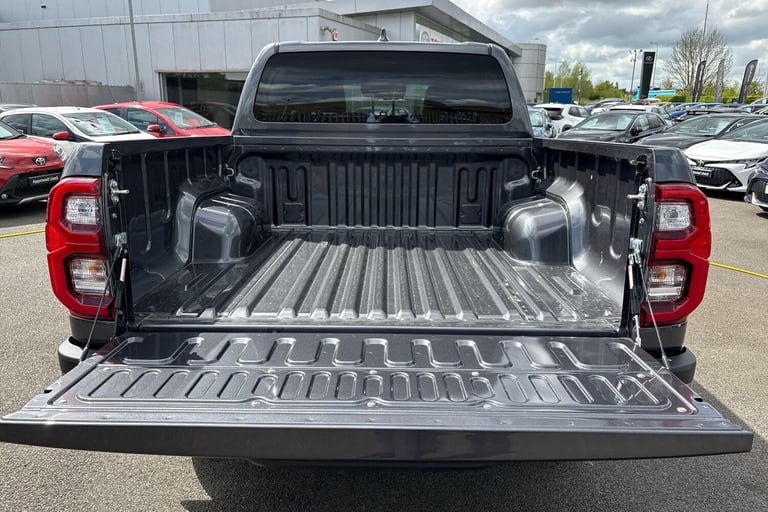 2025 Toyota Hilux Invincible X D/Cab Pick Up 2.8 Hybrid 48V Auto PICK UP DIESEL Automatic