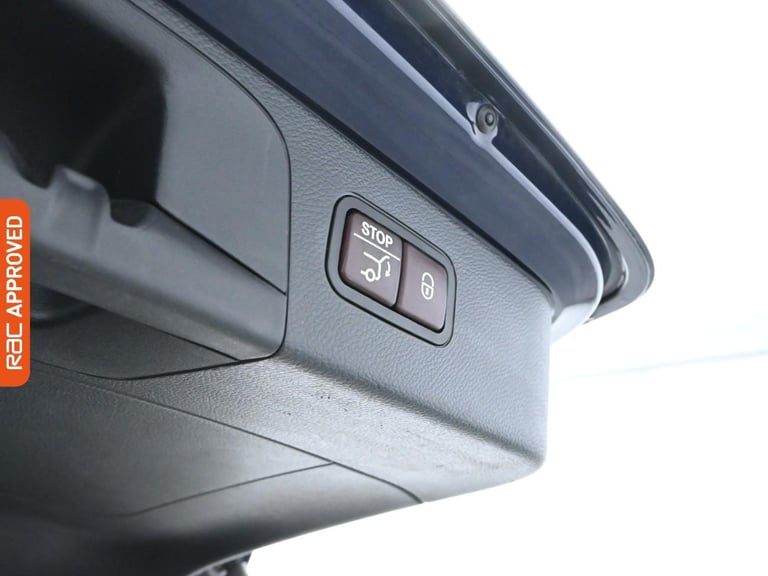 2018 Mercedes-Benz GLC 2.1 GLC250d AMG Line (Premium) SUV 5dr Diesel G-Tronic+ 4MATIC Euro 6 (s/s...