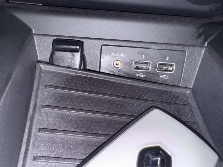 2020 Renault Zoe Hatchback (2019 - ) Hatchback Electric Automatic