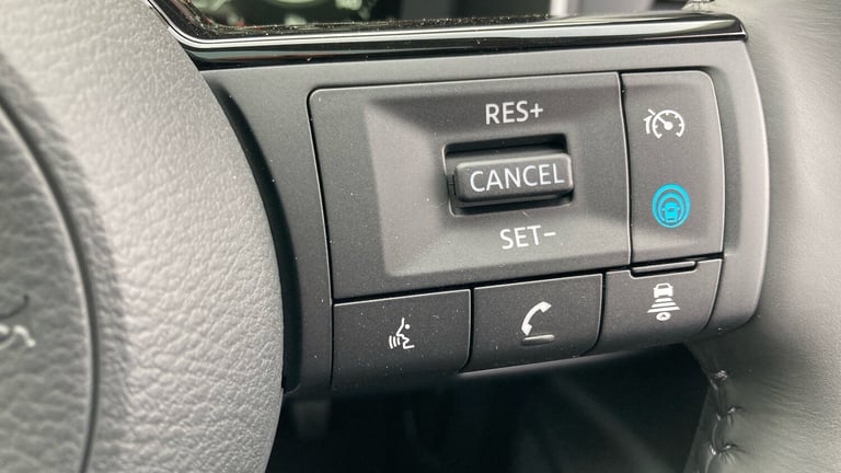 2025 Nissan Qashqai 1.3 DiG-T MH N-Connecta 5dr HATCHBACK PETROL Manual