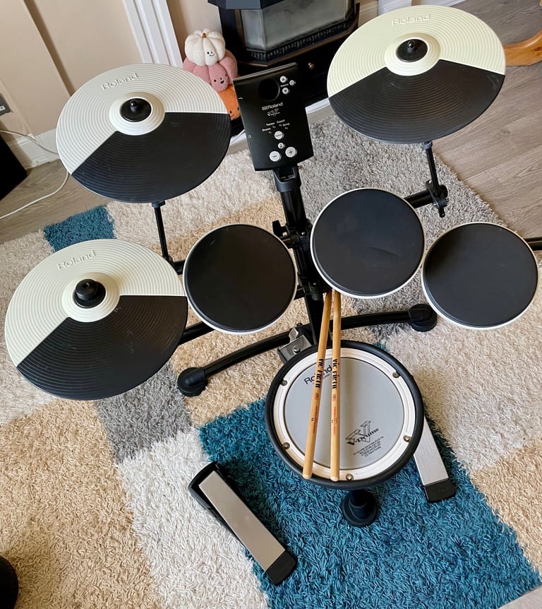 Roland electric drum kit