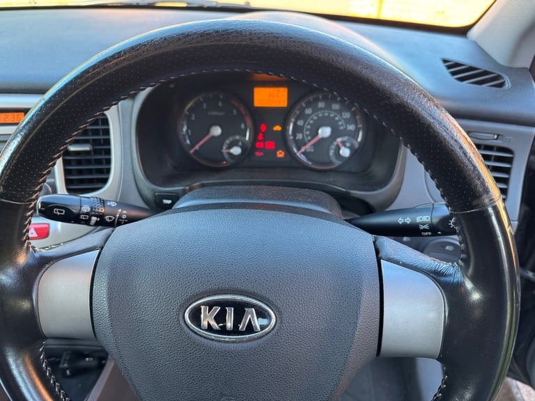 Kia, RIO, Hatchback, 2009, Manual, 1493 (cc), 5 doors