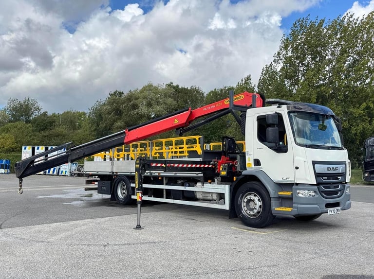 2020 70 Plate Euro 6, DAF LF260 18t Streelighter Body Palfinger Crane 