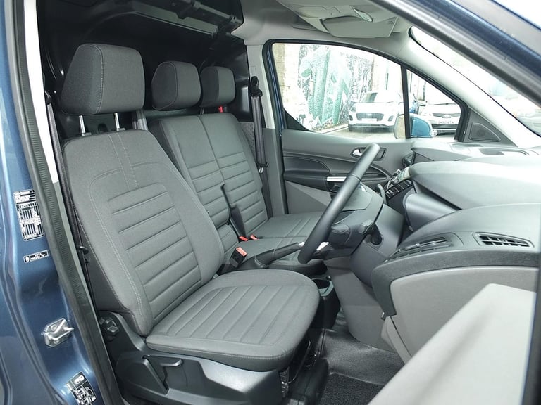 Ford Transit Connect 240 1.5 EcoBlue 100PS 'Limited' L1 Euro 6 Small Panel Van