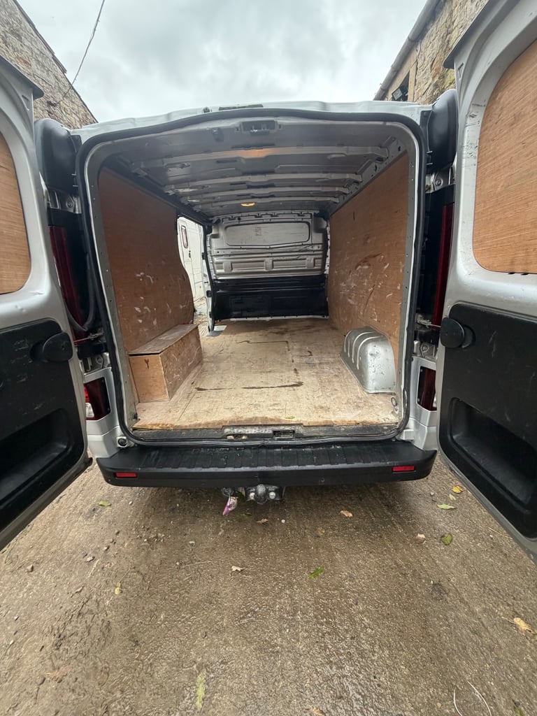 Vauxhall, VIVARO, LWB Panel Van, 2018, Manual, 1598 (cc)