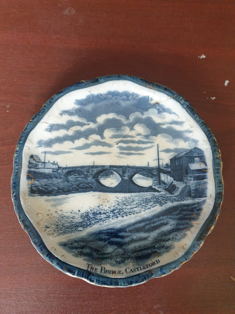image for Briggs & Company of Castleford - Castleford bridge antique plate