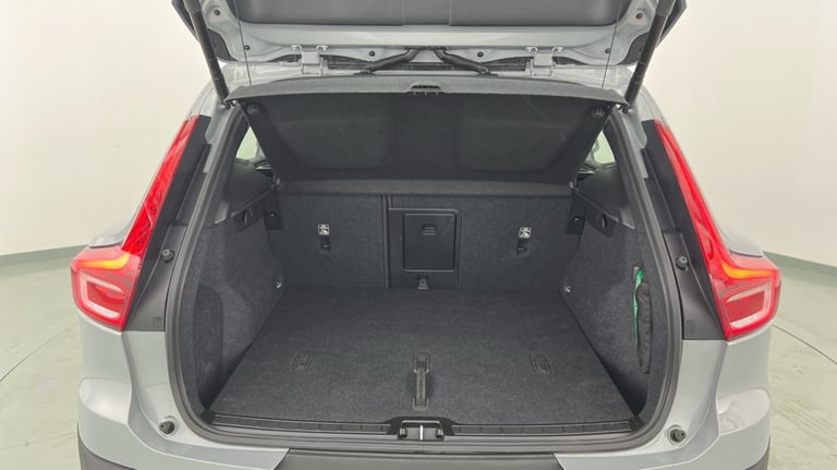 2024 Volvo XC40 Plus, B3 Mild hybrid, Petrol, Dark Estate Petrol Automatic