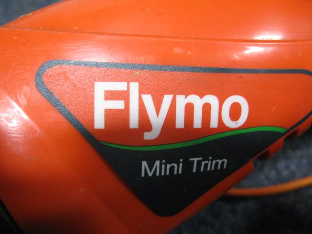 Flymo Trimmer . Mini Trim model ET21