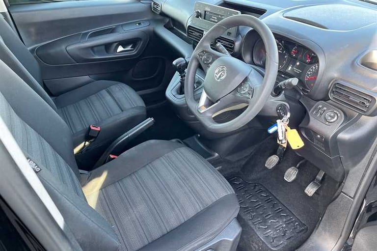 2022 Vauxhall Combo Life 1.5 Turbo D Edition 5dr MPV DIESEL Manual