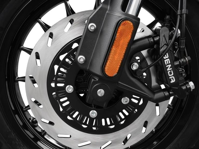 NEW 2024 Keeway V302C V Twin Cruiser Motorcycle A2 Compliant