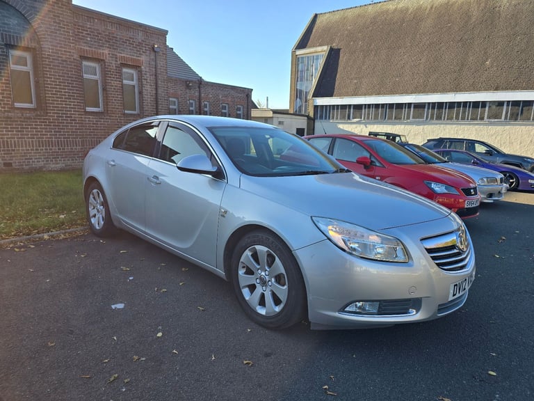 image for Vauxhall, INSIGNIA, Hatchback, 2012, Manual, 1956 (cc), 5 doors