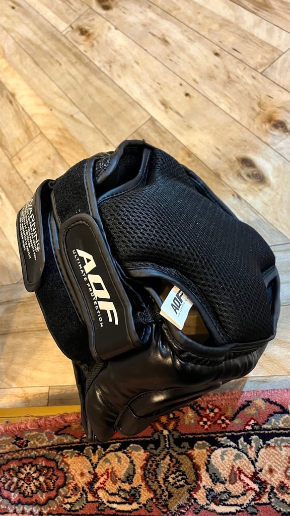 image for Box Helmet 