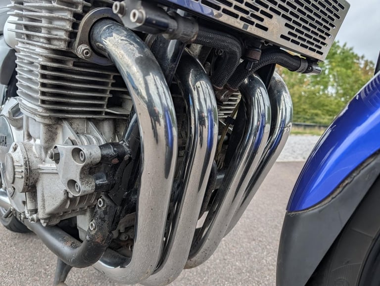 2000 YAMAHA XJR1300