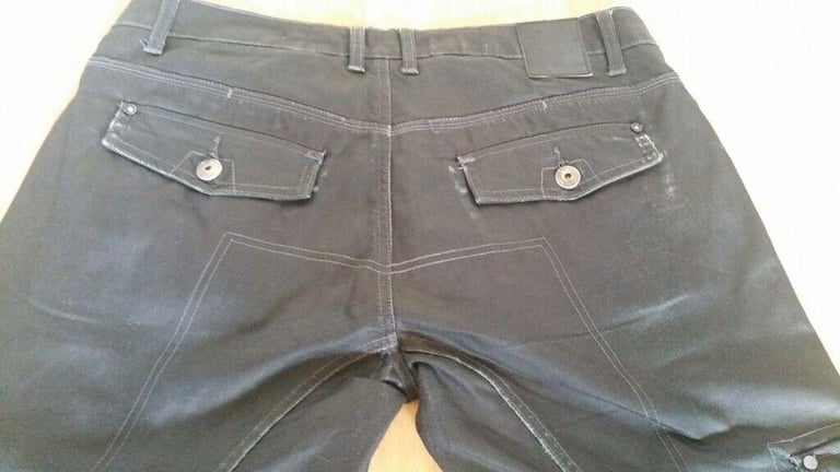 Vintage 00's BENCH  Fly Stud Cargo Jeans. Size : W36. L32