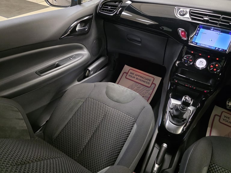 DS AUTOMOBILES DS 3 1.6 BlueHDi Prestige Black Manual WARRANTY 12 MONTHS MOT