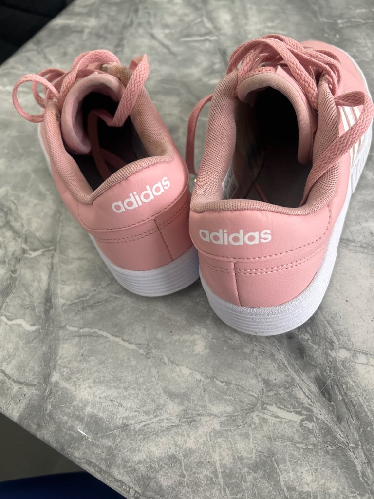 Adidas trainers size 6 