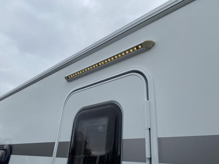 2012 SWIFT CHALLENGER SPORT 524 TOURING CARAVAN