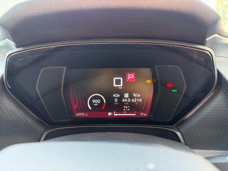  Citroen C5 X 1.2 PureTech Shine Plus Hatchback 5dr Petrol EAT8 Euro 6 (s/s) (130 ps) Petrol Auto...