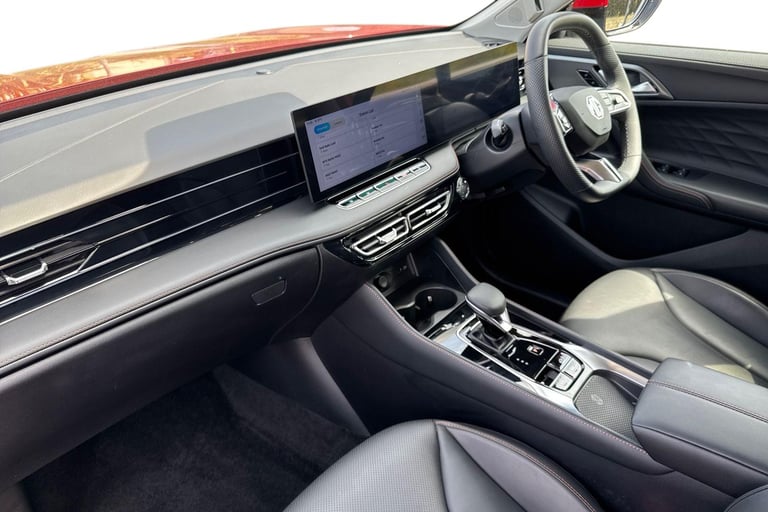 2025 MG MG HS 1.5 T-GDI PHEV Trophy 5dr Auto Hatchback Petrol Parallel PHEV Automatic